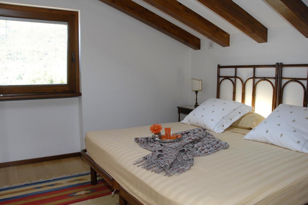 Alveluu Ristorante E Suites トレメッツォ 部屋 写真