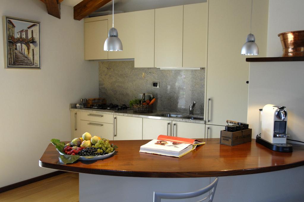 Alveluu Ristorante E Suites トレメッツォ 部屋 写真